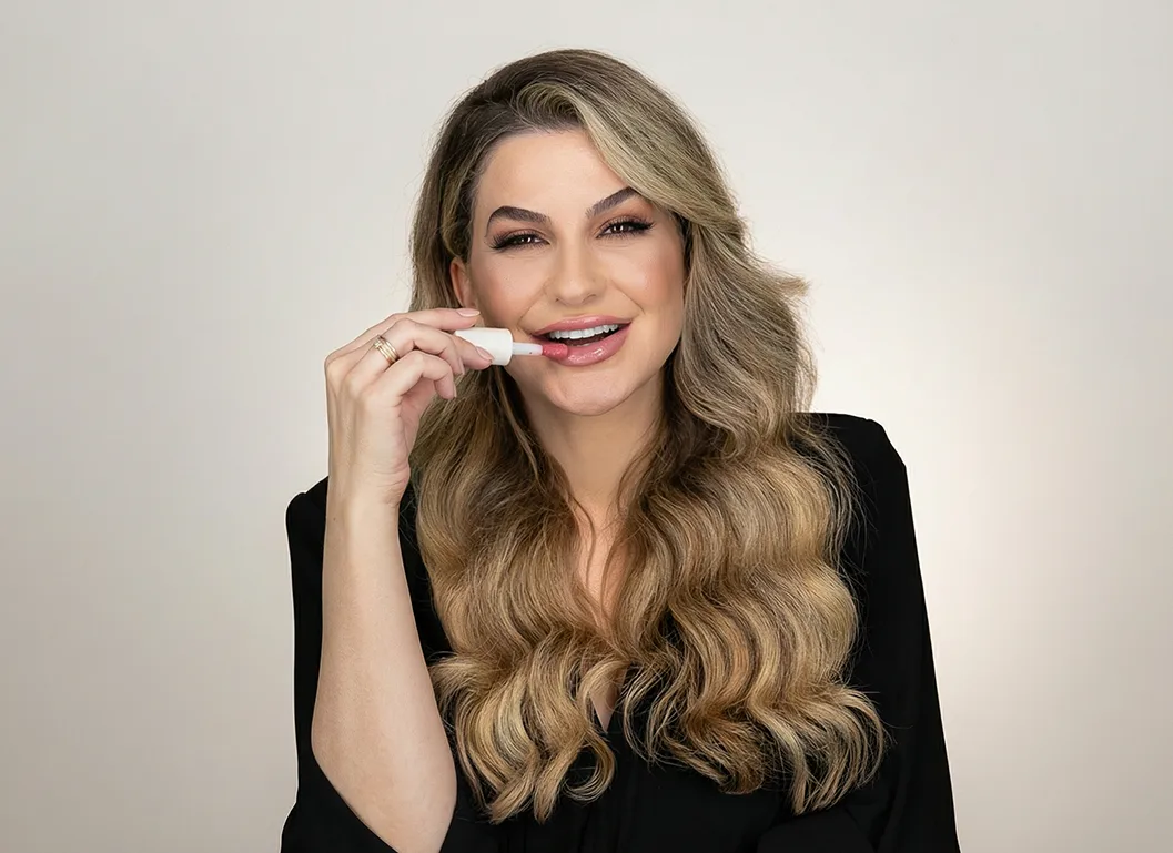 Alice Salazar, maquiadora profissional